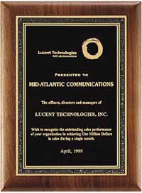 Solid American Walnut Plaque with Black Florentine Border [TD3151]